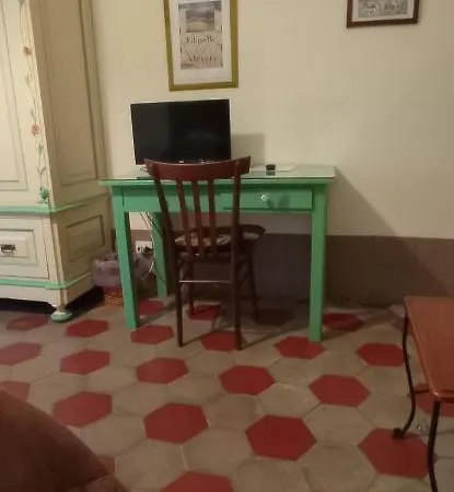 Casa Cristina Bed and Breakfast 3*