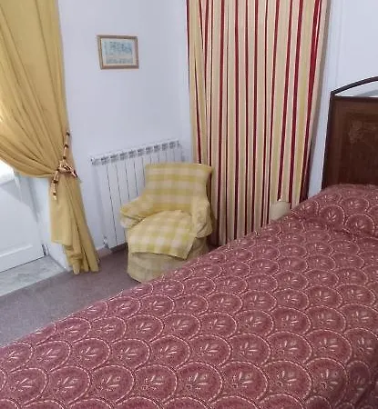 Casa Cristina Nocleg ze śniadaniem 4*